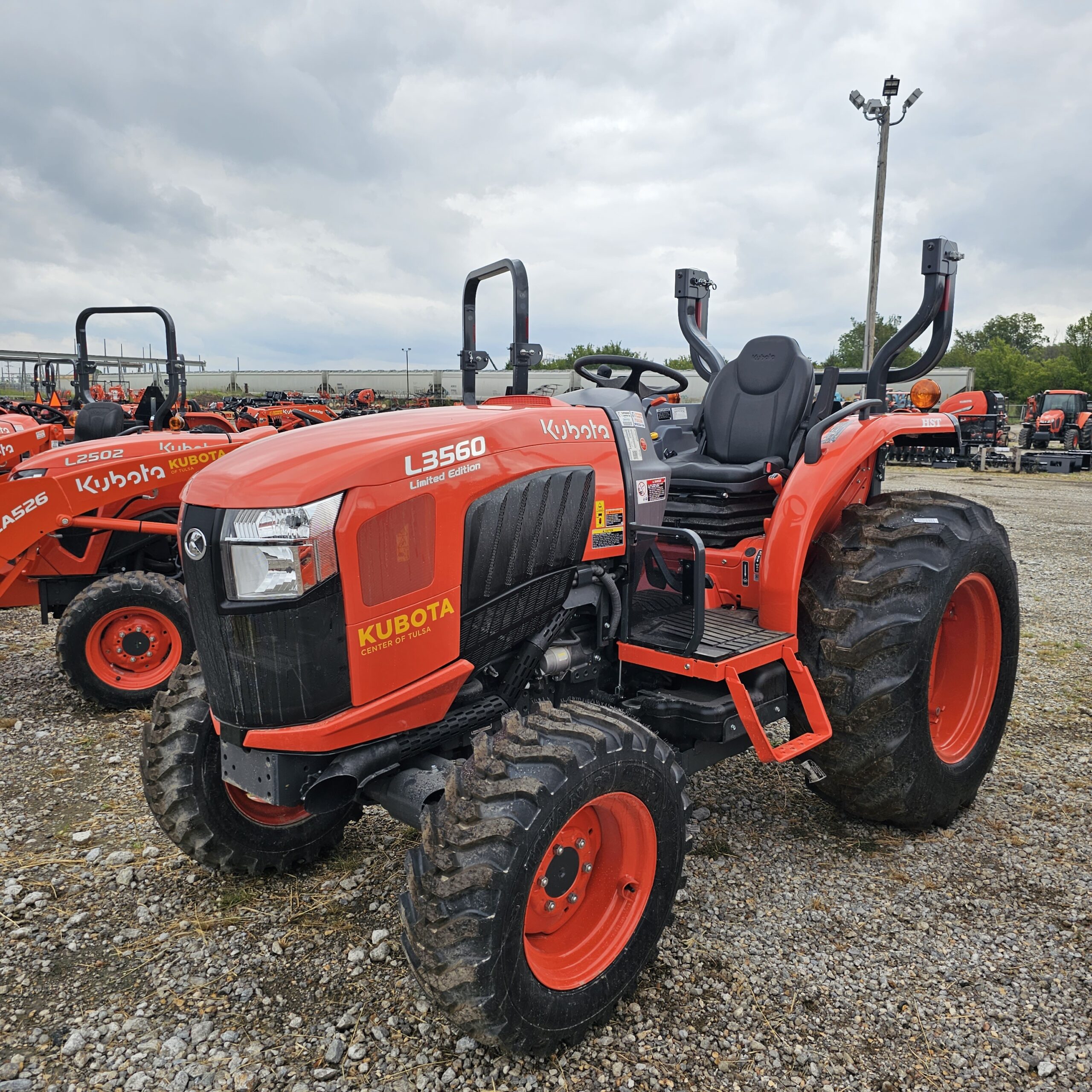 Kubota L3560HST-LE - Kubota Center